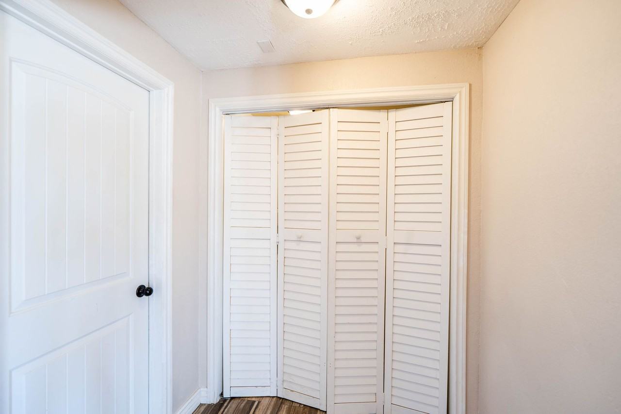 16021 Wichita Rd - Photo 5 of 29