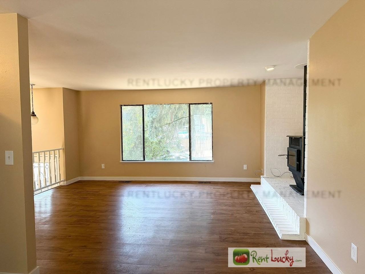 2516 S 284th St - Photo 5 of 34