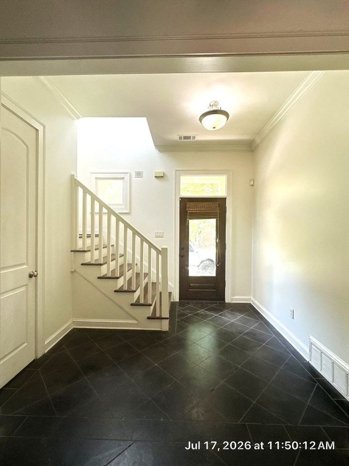 1948 Elzey Ave - Photo 3 of 36