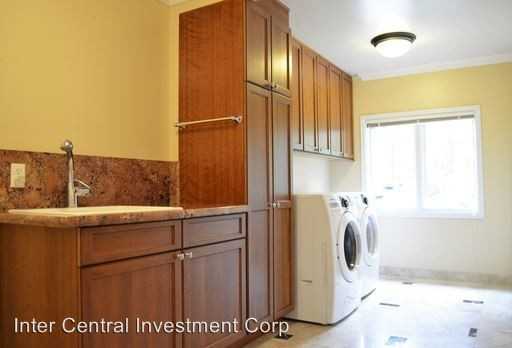 10421 SE 30th St - Photo 3 of 27