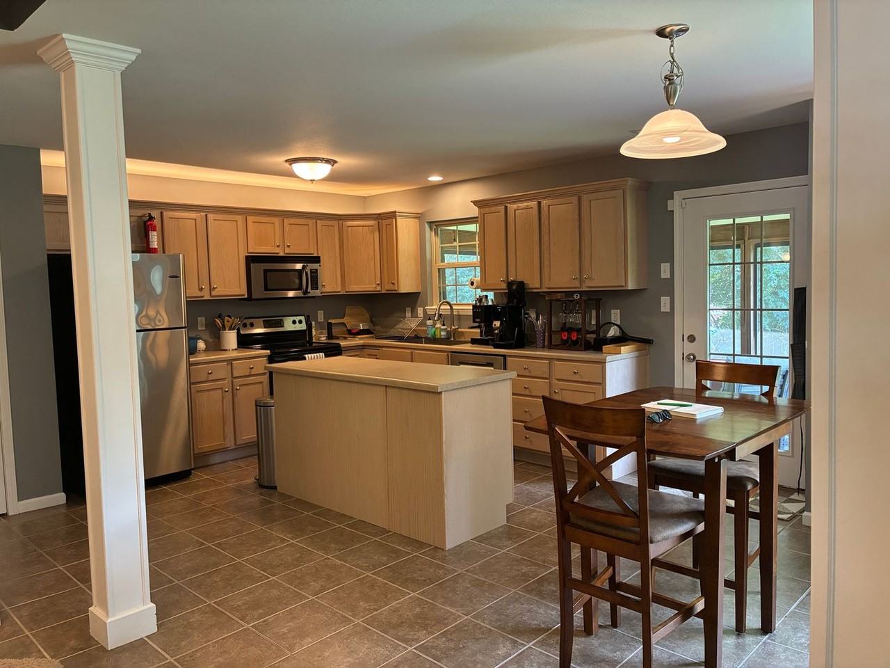 400 Sea Eagle Dr - Photo 4 of 21