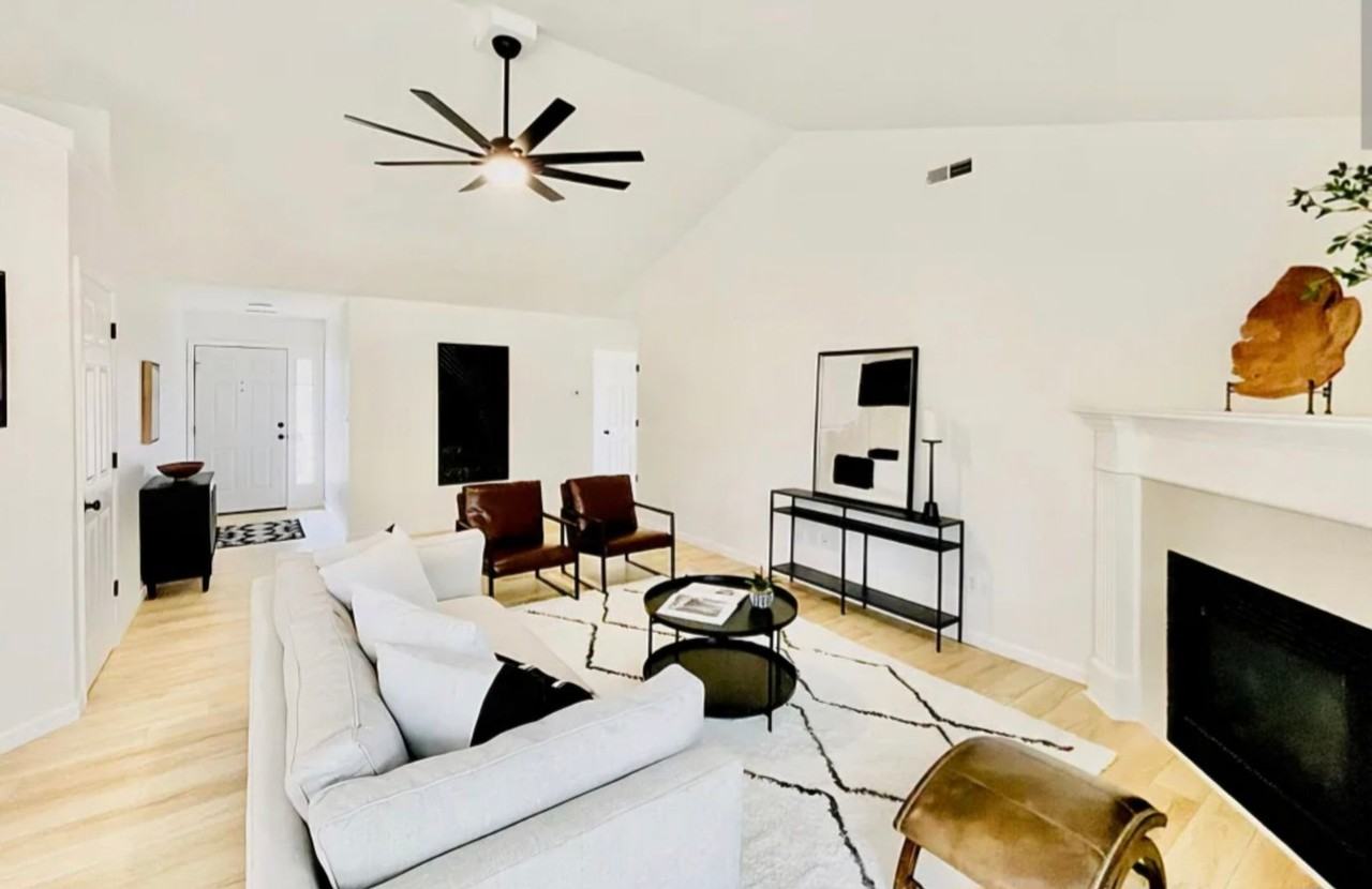 81 E Southbrook Ct - Photo 3 of 6