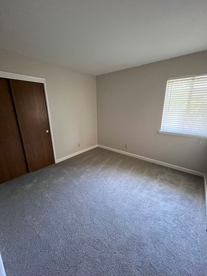 3479 Laird St - Photo 6 of 16