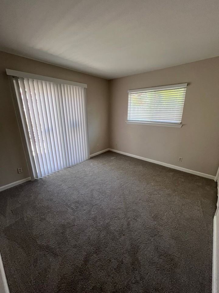 3479 Laird St - Photo 7 of 16