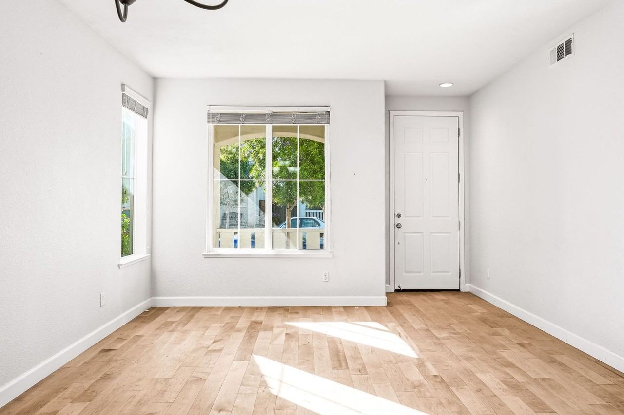 2018 Mckenzie Pl - Photo 4 of 34