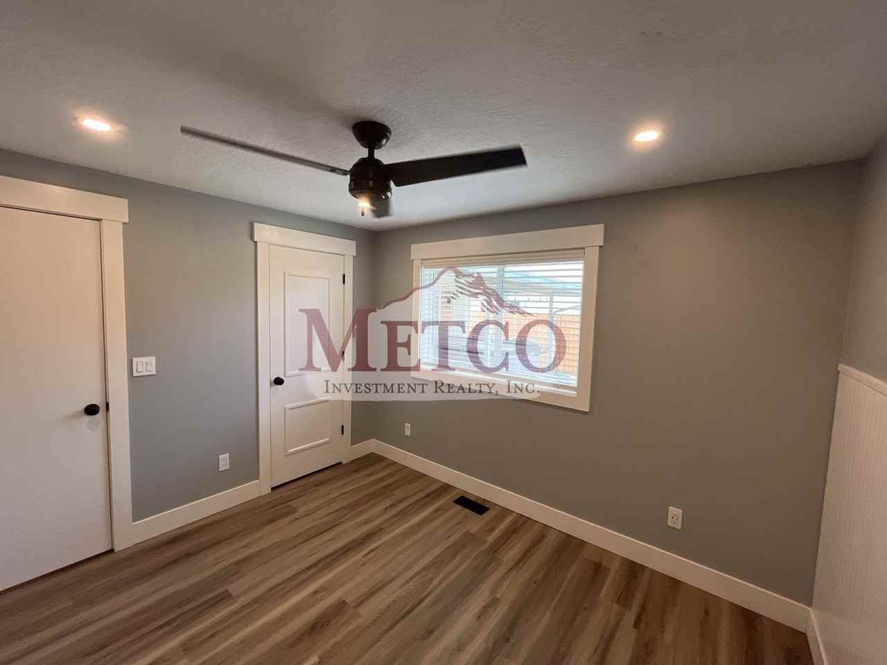 536 Creswood Dr - Photo 6 of 11