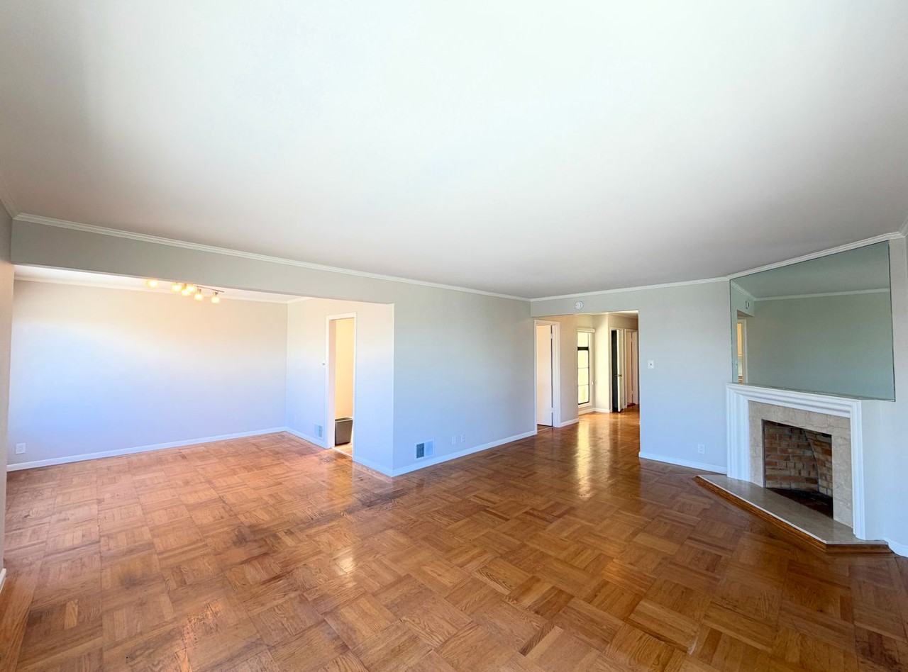 955 Lawton St - Photo 7 of 41