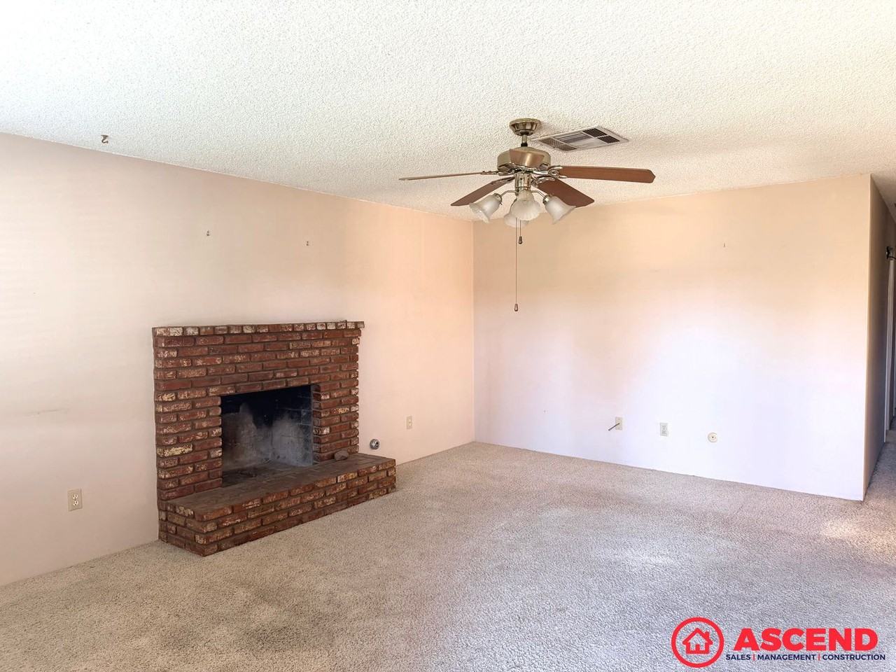 5213 Lowen Ave - Photo 2 of 11