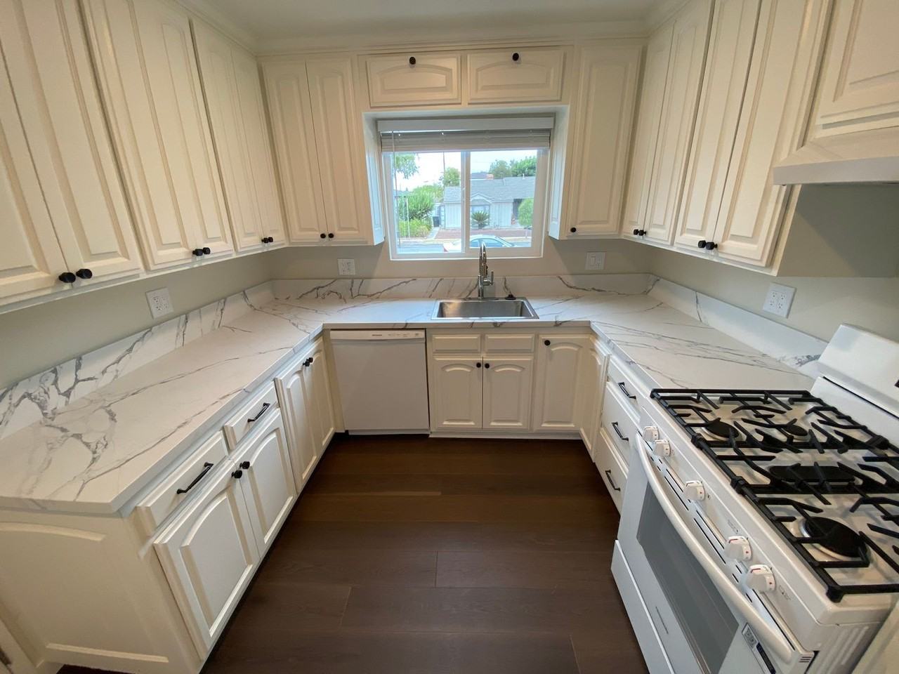 1318 Teri Ave - Photo 7 of 36