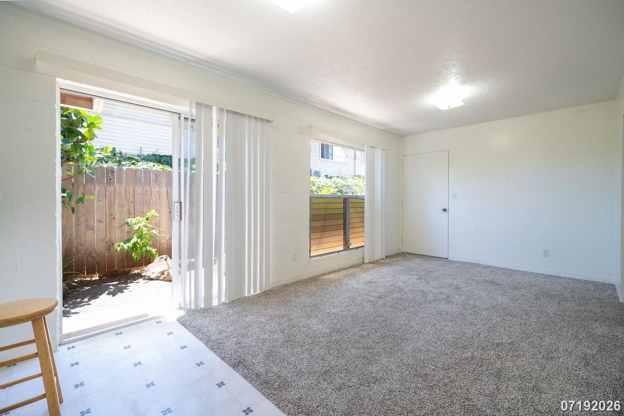 3463 Keanu St - Photo 6 of 22