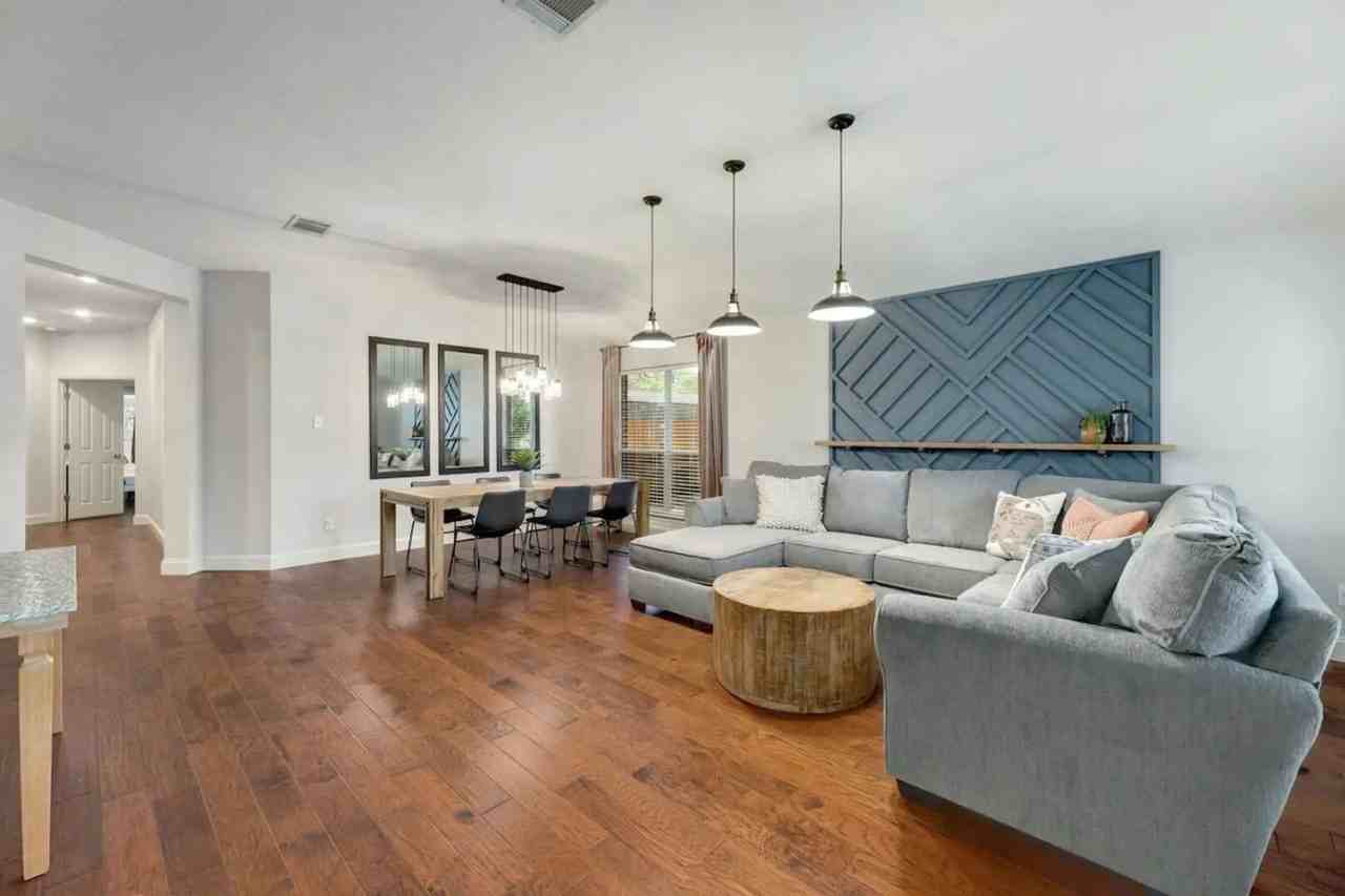 13344 Tamayo Dr - Photo 7 of 38