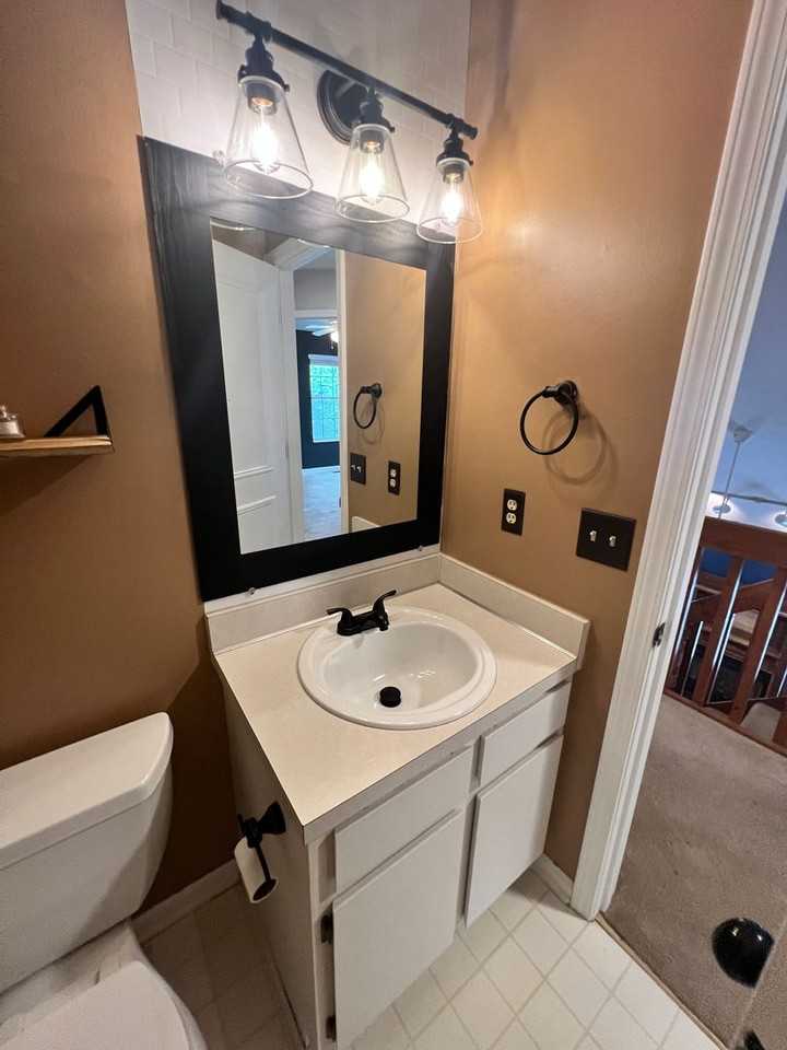 5918 Colchester Dr - Photo 7 of 17