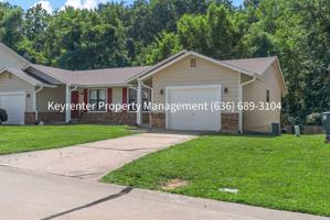 featured image of 421 Omar Ct