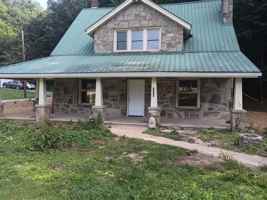 featured image of 1776 Us Highway 421 N