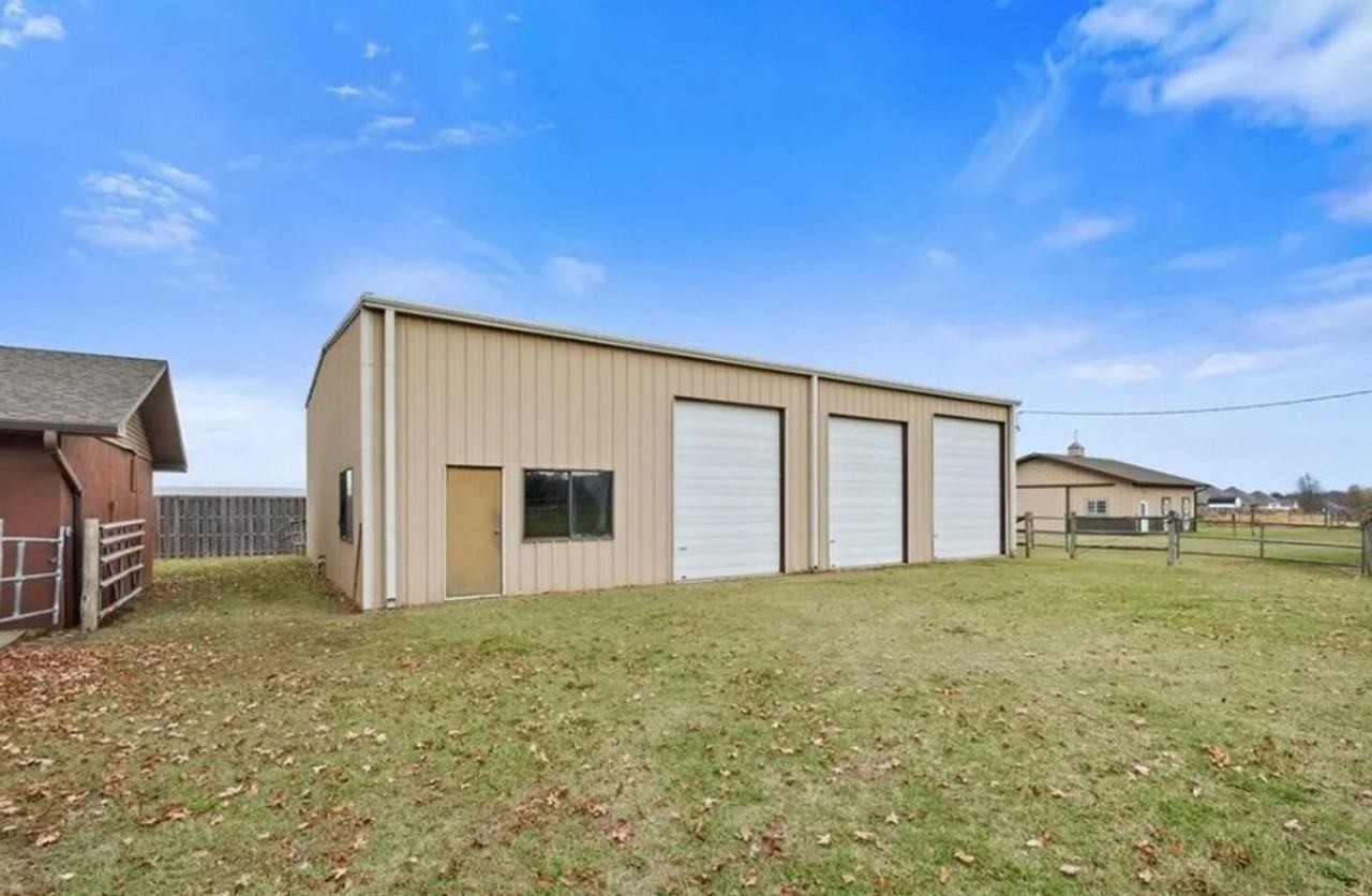 4657 Butterfield Coach Rd - Photo 7 of 30