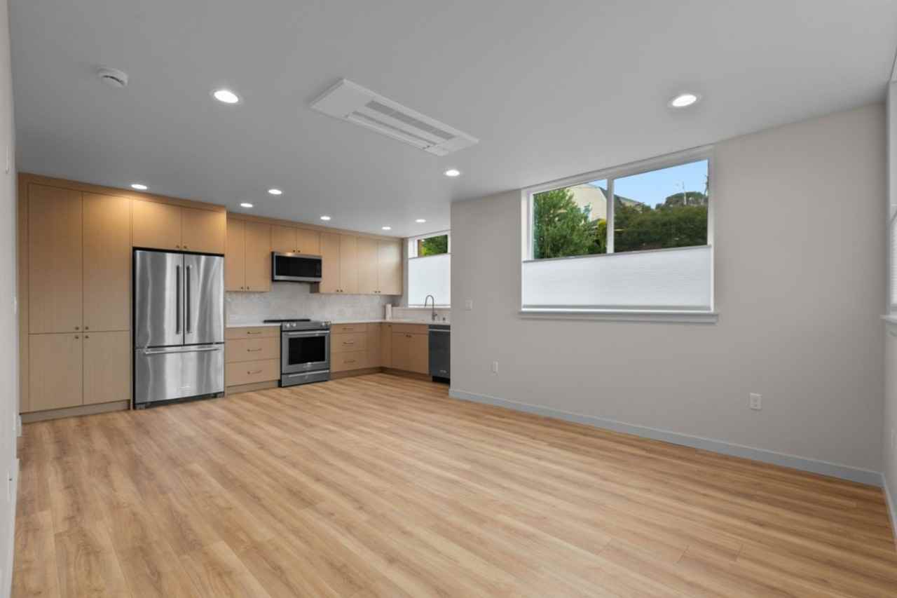 2509 N 42nd St - Photo 6 of 39