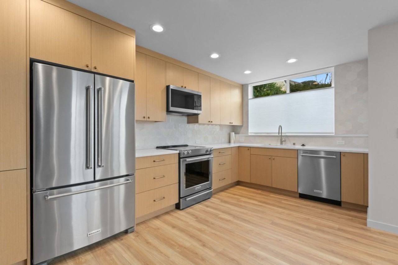 2509 N 42nd St - Photo 7 of 39