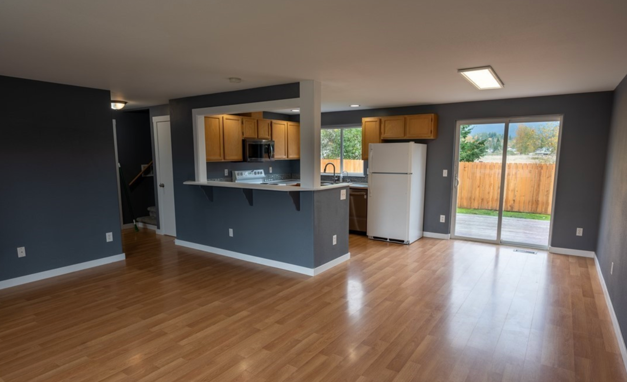 427 Rohrer Loop - Photo 4 of 20
