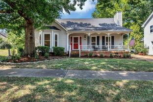 221 Adams Ct - Photo 1 of 1
