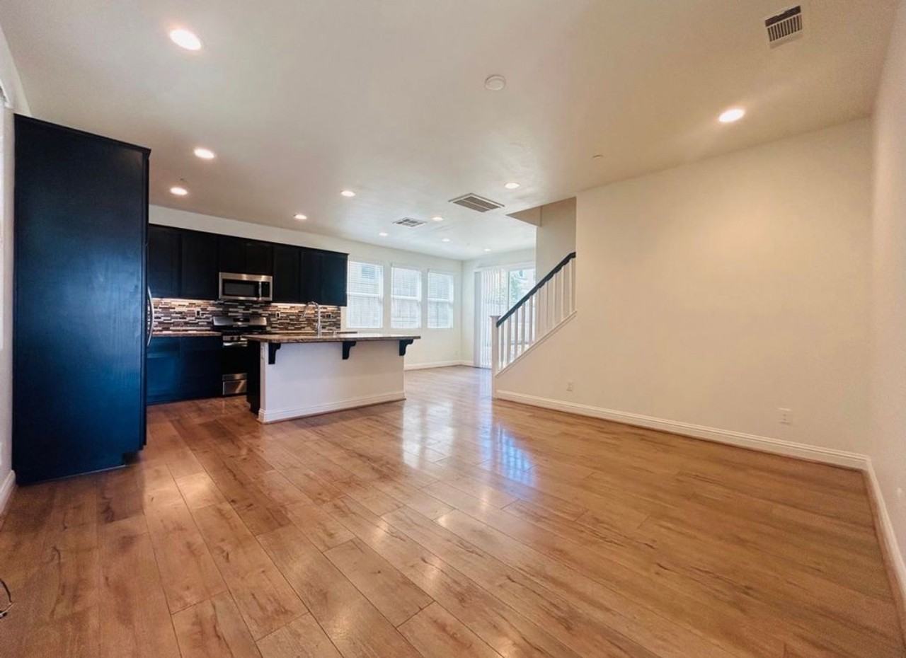 1172 Fox Field Ln - Photo 3 of 27