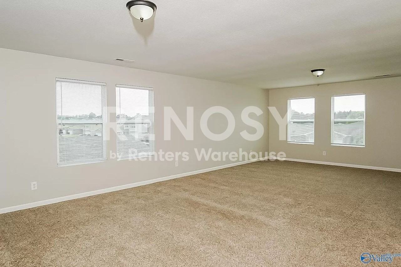 123 Forestbrook Dr - Photo 4 of 12
