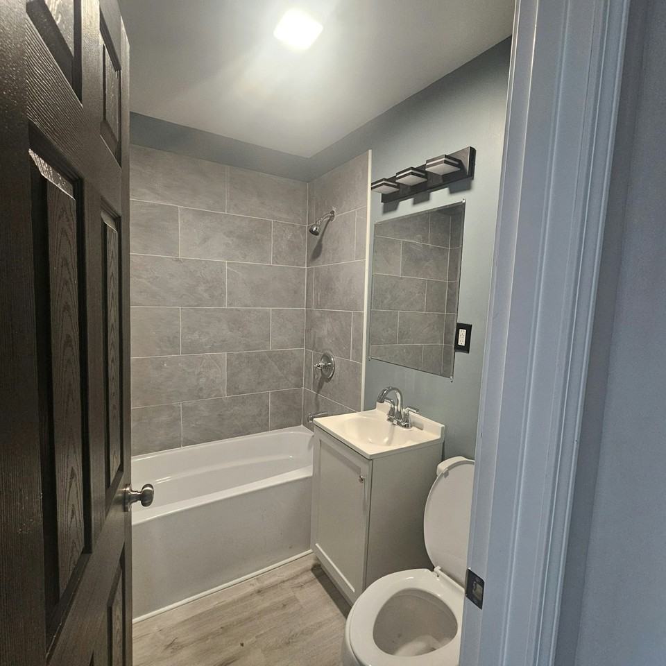 2524 Central Dr - Photo 5 of 5
