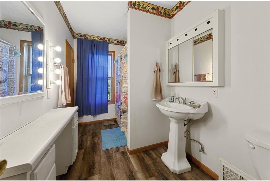 530 6th Street Northwest - Photo 5 of 14