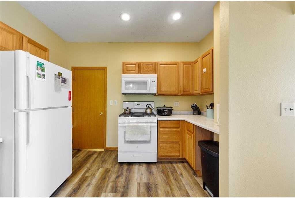 530 6th Street Northwest - Photo 6 of 14