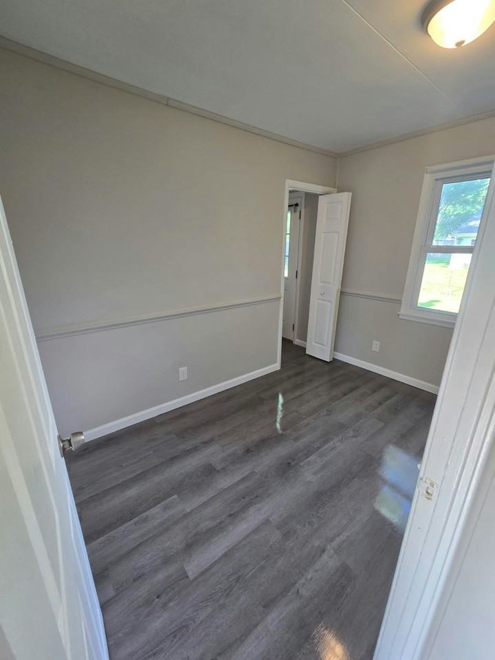 1712 Garwood Drive - Photo 7 of 10
