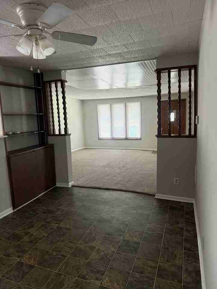 409 East 9th Street, Unit A - Photo 3 of 18