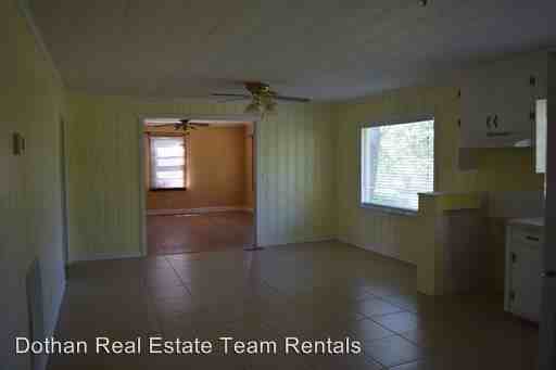 217 County Road 404 - Photo 3 of 8