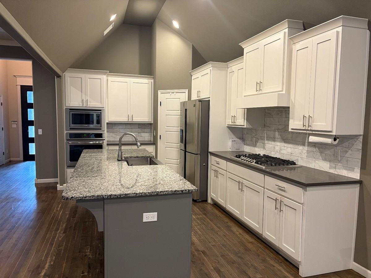 211 E 128th Pl S #1 - Photo 5 of 33