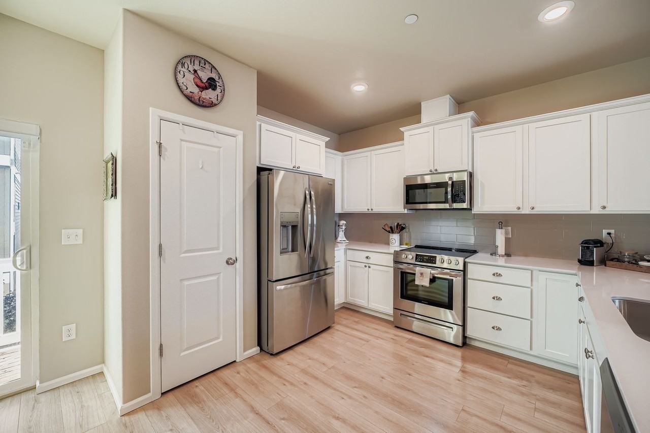 32668 Steamboat Ln #1 - Photo 7 of 27
