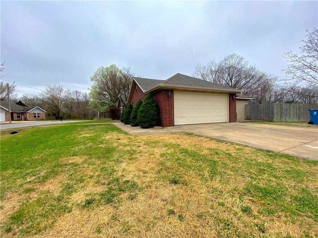 42 Millsap Cir - Photo 2 of 20