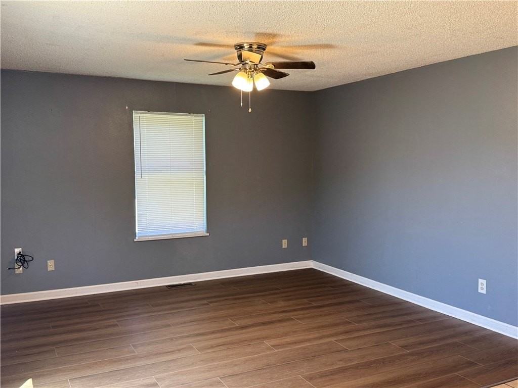 1114A Mockingbird Ln - Photo 5 of 14