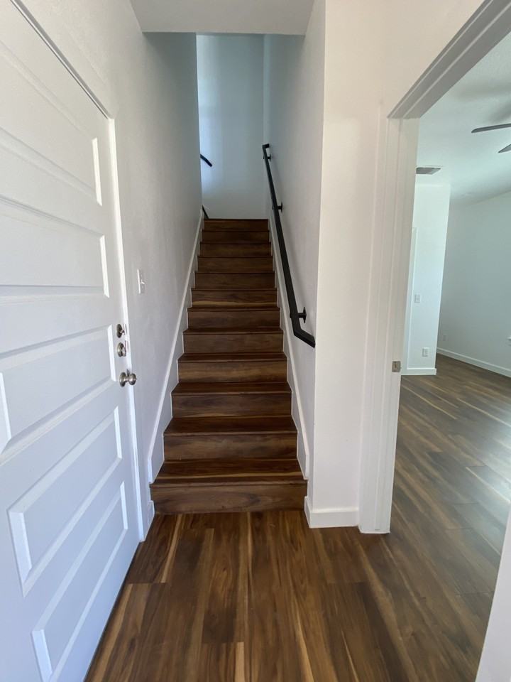 7907 Brodie Ln #B - Photo 4 of 37