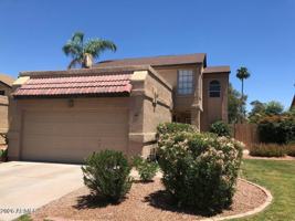 featured image of 711 N Country Club Way