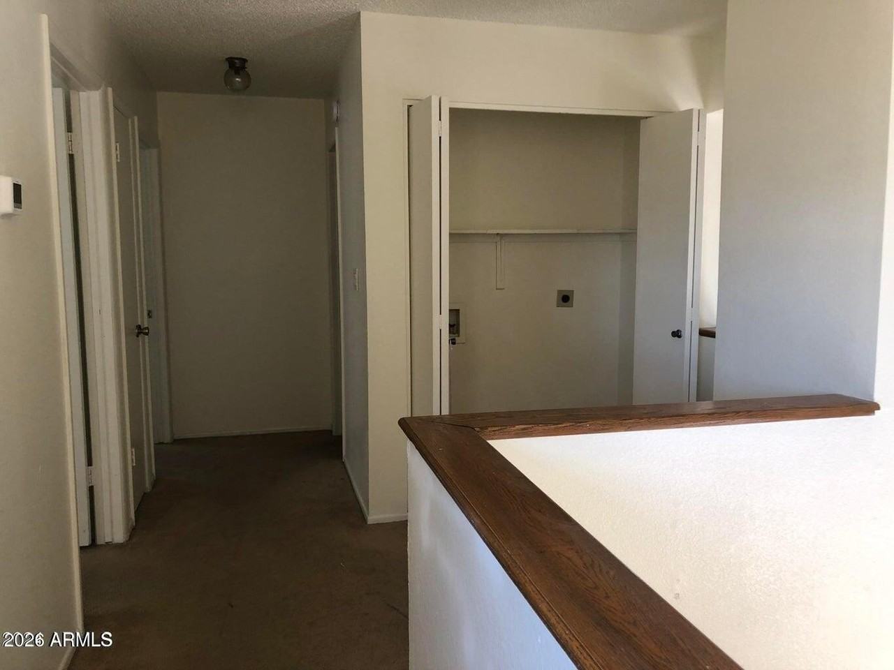 711 N Country Club Way - Photo 5 of 5