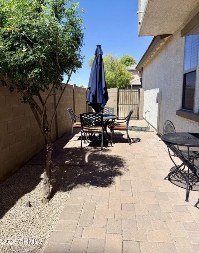 3708 E Kerry Ln - Photo 6 of 29