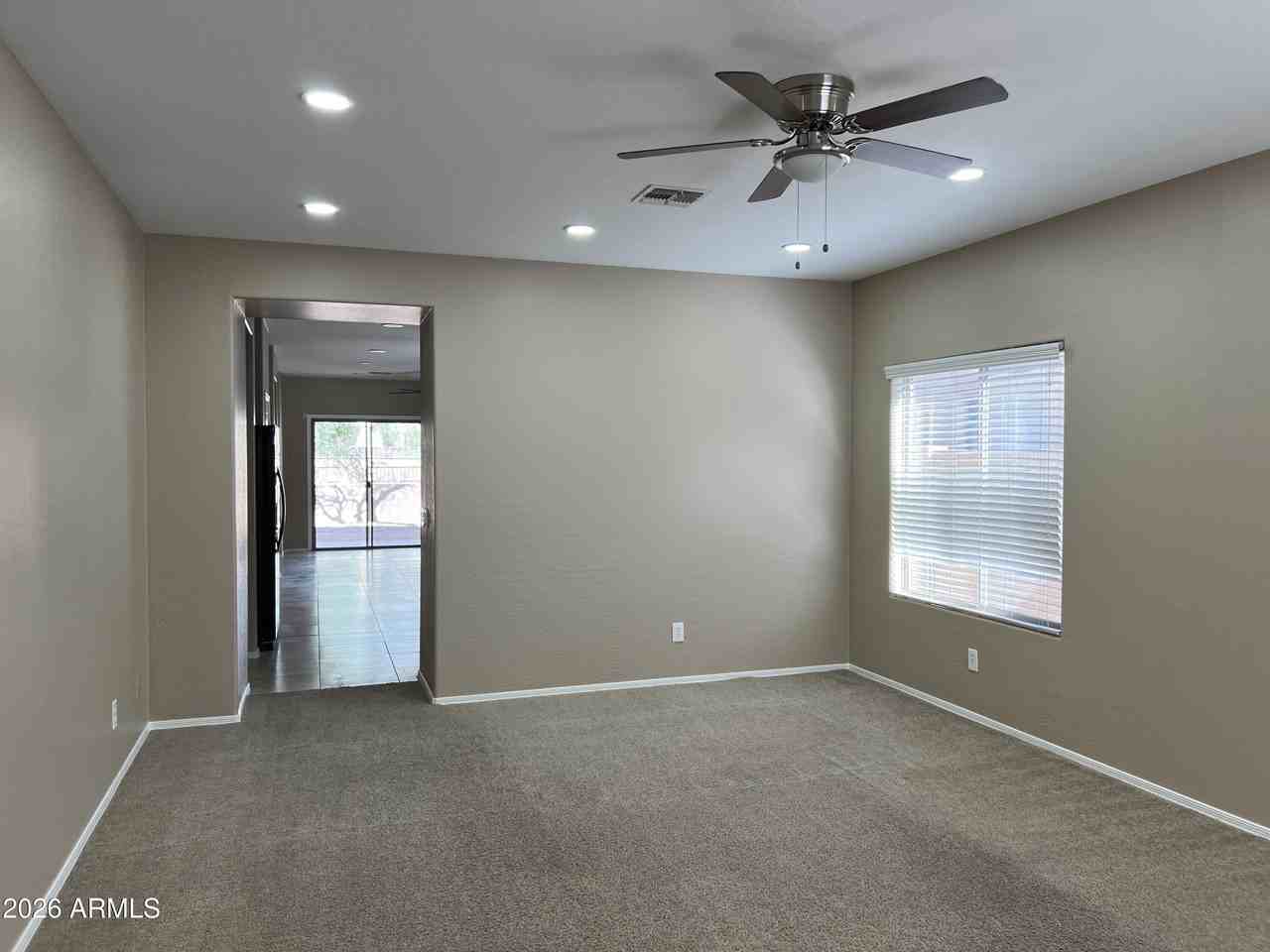 2381 N Monticello Dr - Photo 3 of 18