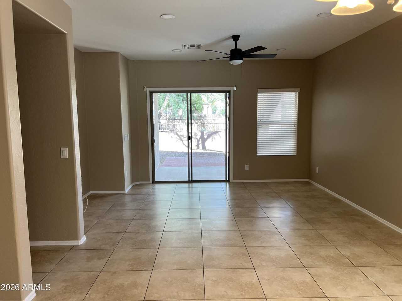 2381 N Monticello Dr - Photo 7 of 18