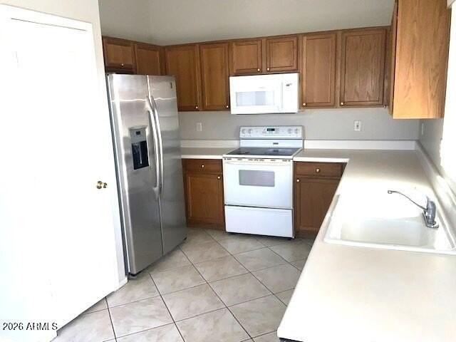 3366 N Saffron - Photo 3 of 11