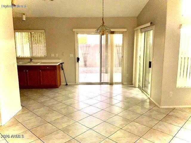 3366 N Saffron - Photo 4 of 11