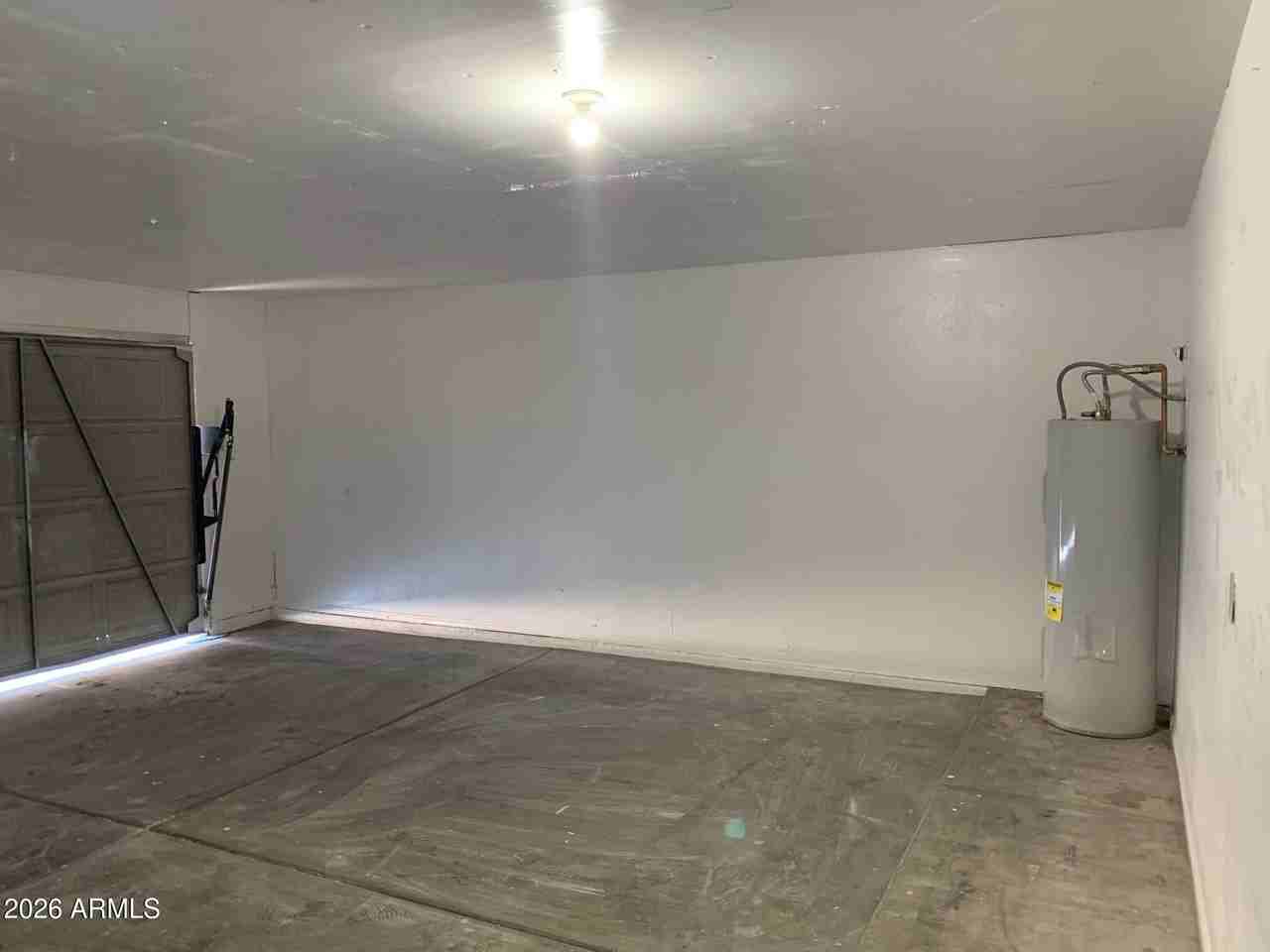 7930 W Krall St - Photo 4 of 24