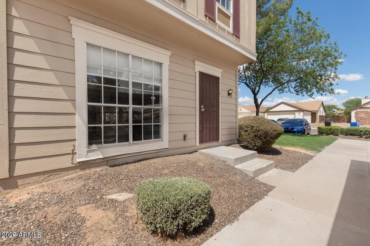 3320 W Mcrae Way #1 - Photo 2 of 28