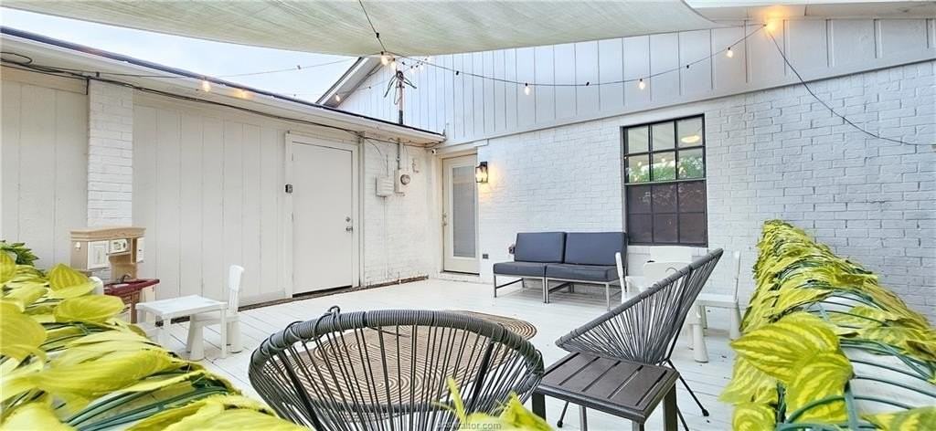 2602 Arbor Dr - Photo 3 of 9
