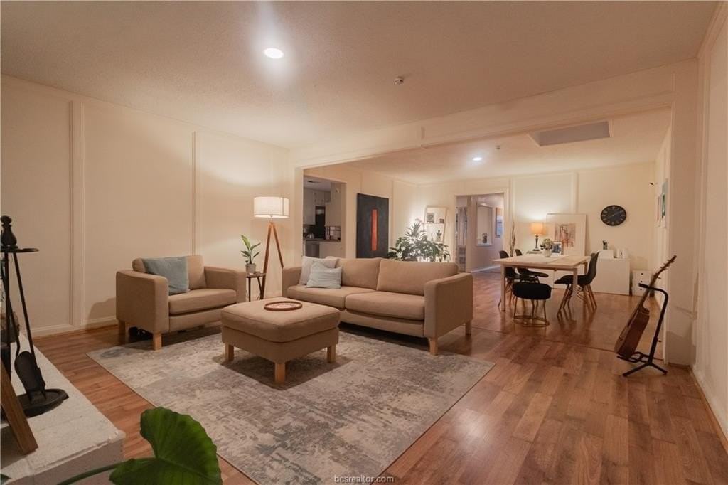 2602 Arbor Dr - Photo 6 of 9