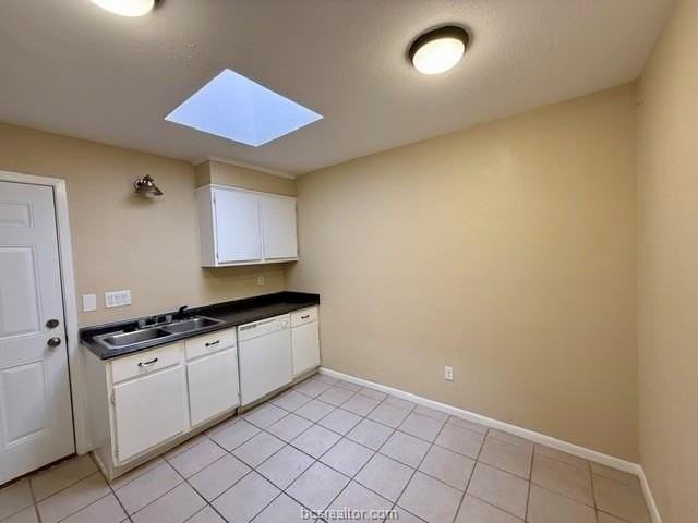 3309 Coastal Dr - Photo 7 of 20