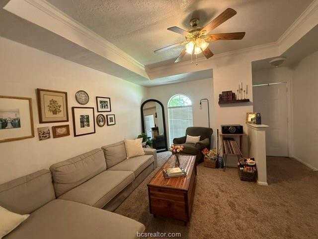 903 Azalea Ct #A - Photo 3 of 15