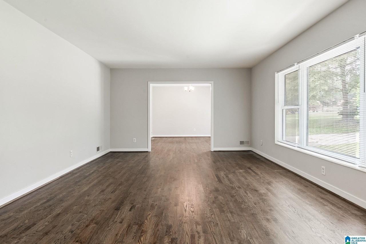 531 Park Ter - Photo 5 of 32
